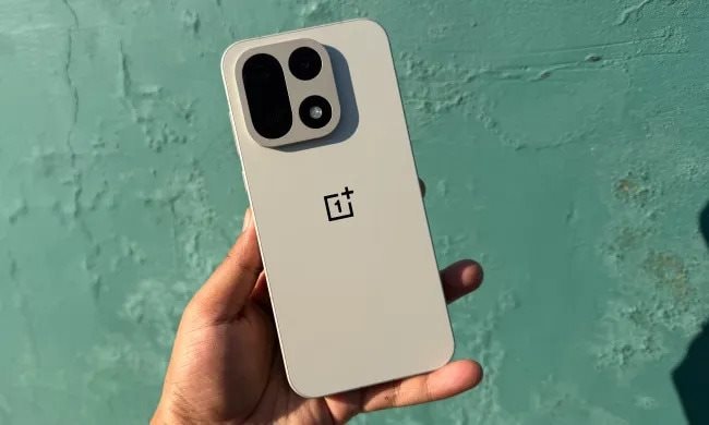 Cây bút công nghệ: "1 tuần dùng thử mẫu điện thoại Trung Quốc đang gây sốt, tôi thấy thích hơn cả iPhone"- Ảnh 1.