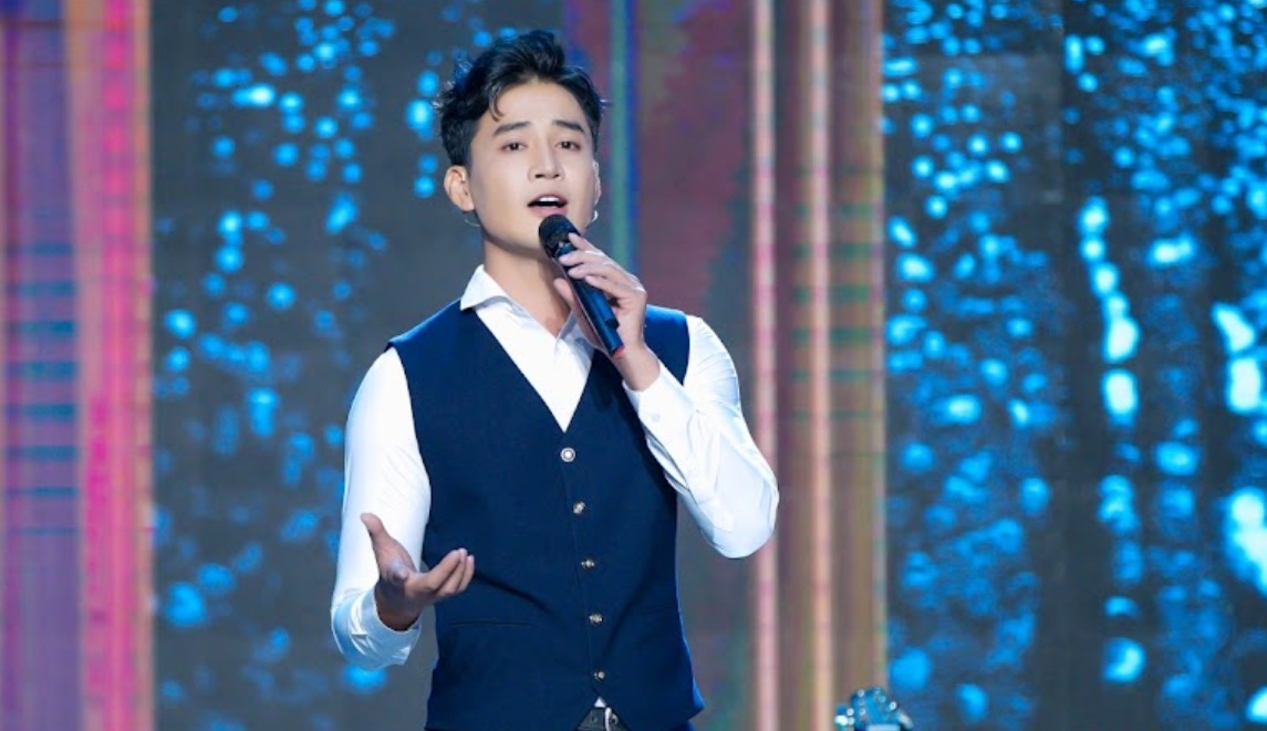 Thấy đàn em đẹp trai, nam danh ca 74 tuổi ghen tị- Ảnh 4.