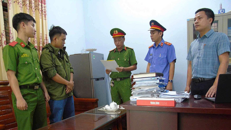 Bắt Nguyễn Thành Đạt- Ảnh 1. Bắt Nguyễn Thành Đạt- Ảnh 1.