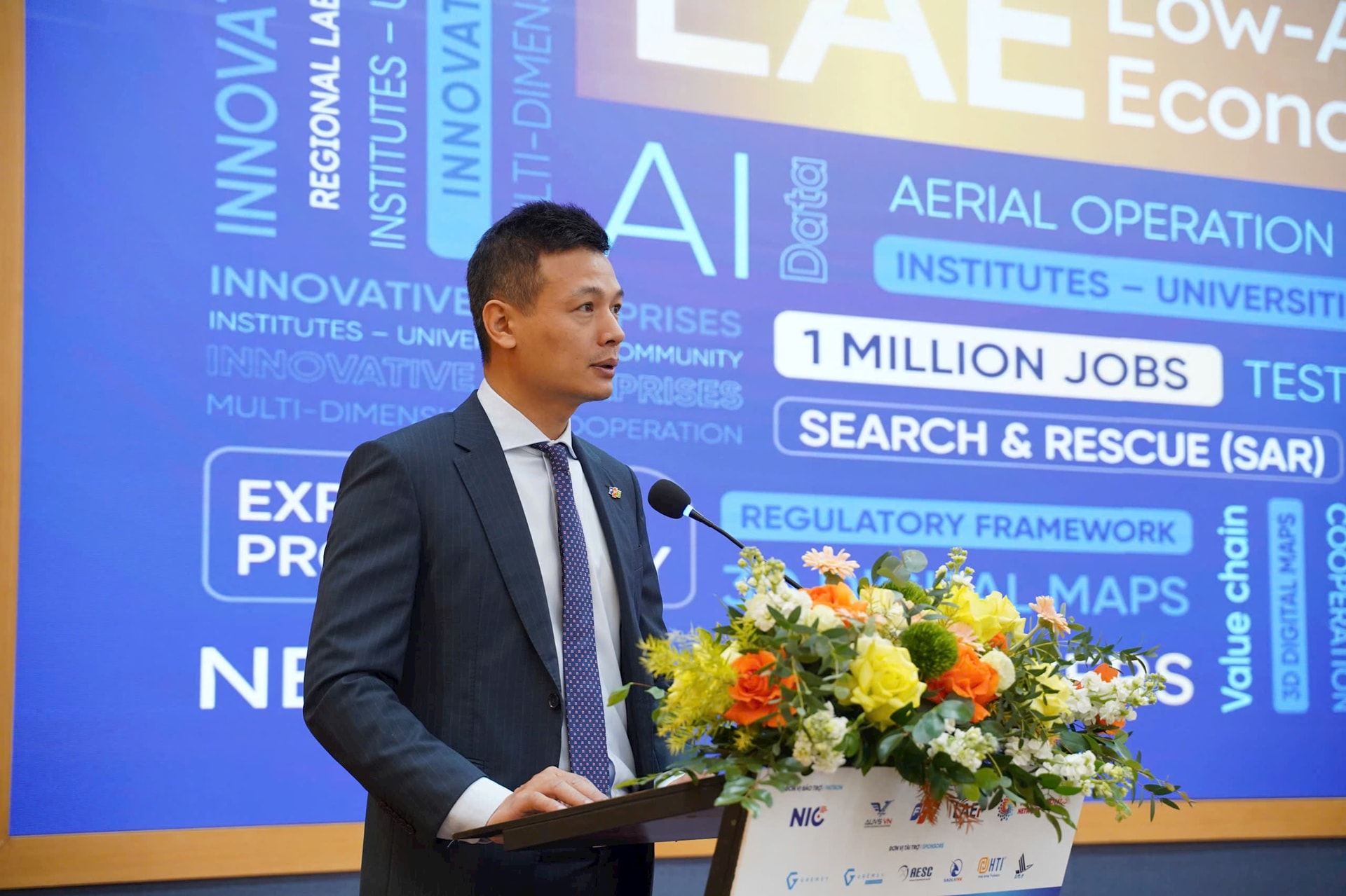 Việt Nam đang đứng trước 'cơ hội ngàn năm có một' để trở thành trung tâm của khu vực và thế giới trong lĩnh vực 700 tỷ USD- Ảnh 5.