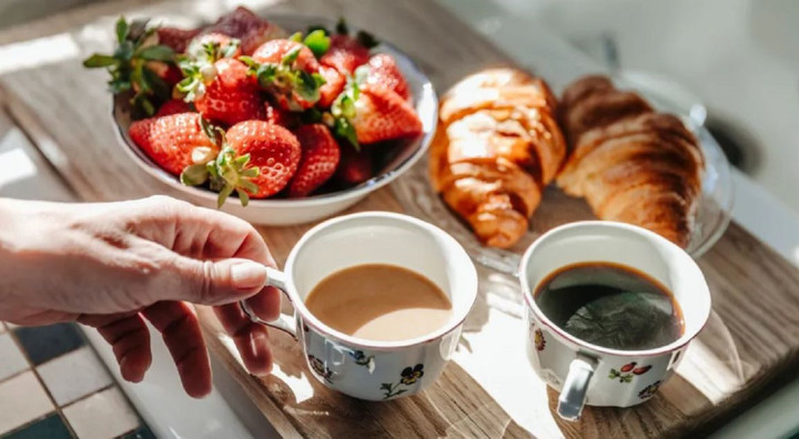 3 loại thức ăn, đồ uống nên kiêng dùng vào buổi sáng để tránh hỏng răng- Ảnh 3.