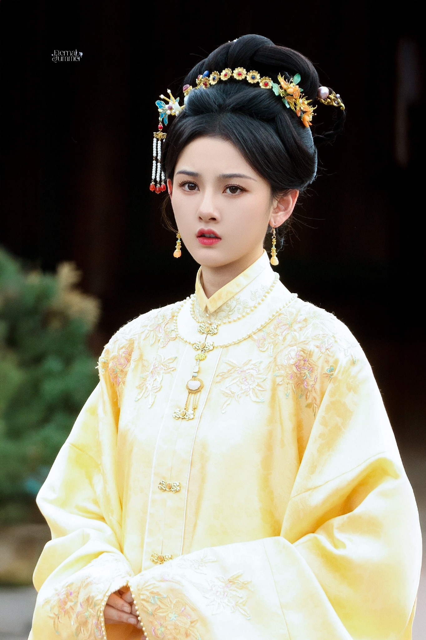 Nhan sắc của mỹ nhân này không thể là người thường được: Trời sinh độc nhất vô nhị, đẹp gì mà đẹp thế- Ảnh 7. Nhan sắc của mỹ nhân này không thể là người thường được: Trời sinh độc nhất vô nhị, đẹp gì mà đẹp thế- Ảnh 7.