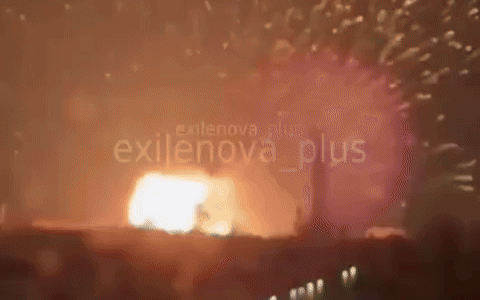 Ukraine đánh 'cảng dầu số 2 của Nga', khói trùm Novorossiysk — Moscow đáp trả bằng 430 UAV và 18 tên lửa