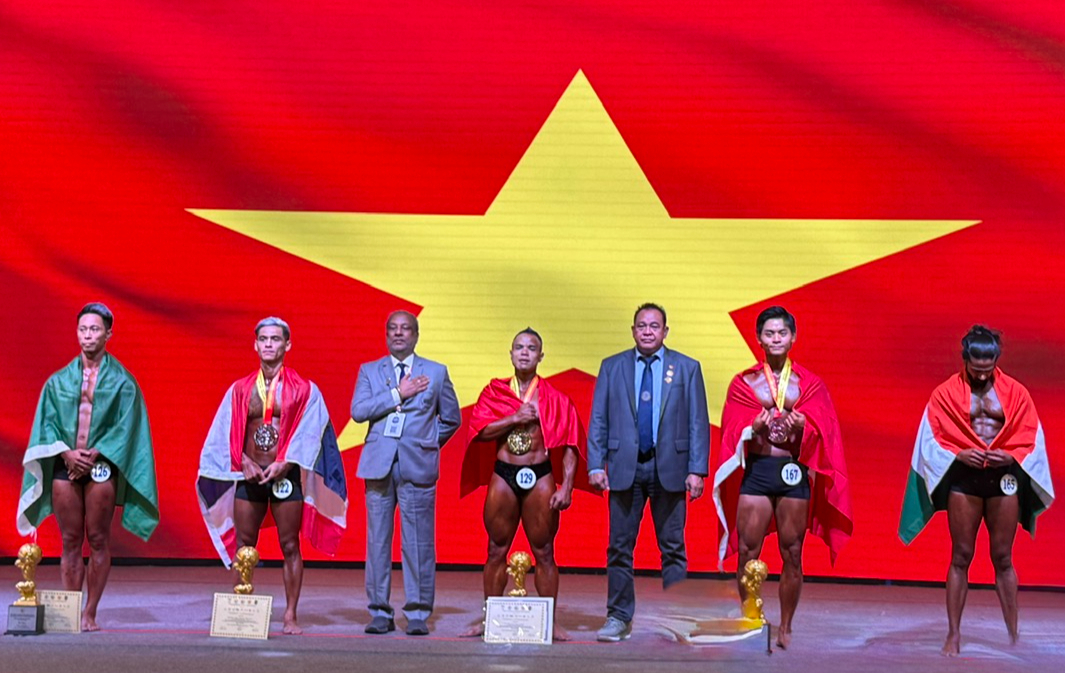 Thể hình Việt Nam lập kỳ tích "hat-trick vàng" vô địch thế giới - Ảnh 2.