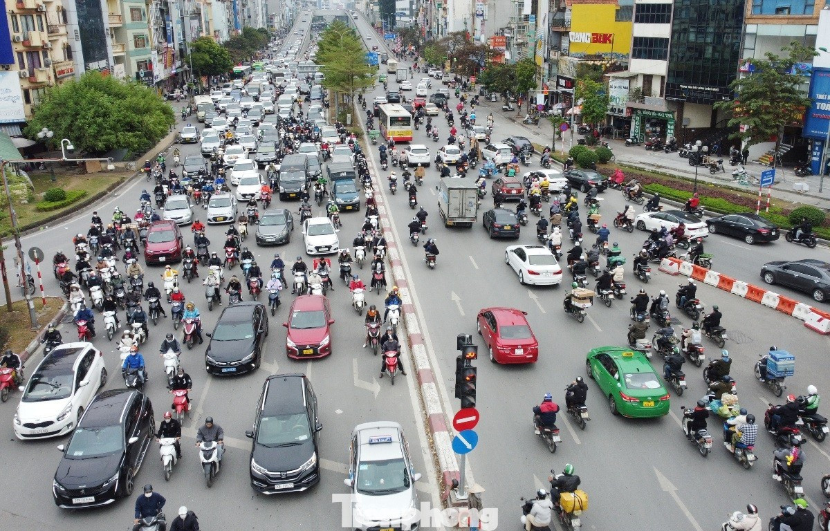 Đề xuất chính sách hỗ trợ người dân sử dụng phương tiện giao thông xanh trước 31/1/2026- Ảnh 1.