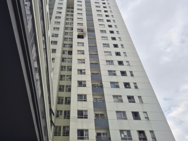 Xảy ra cháy chung cư Dream Home Palace ở TP HCM - Ảnh 1.