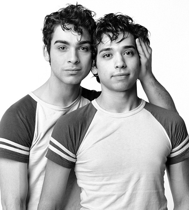 Nhiếp ảnh gia đi tìm 200 người xa lạ giống nhau như sinh đôi để chụp ảnh, kết quả vô cùng chấn động- Ảnh 2.