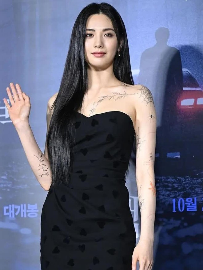 Mỹ nhân đẹp nhất thế giới và mẹ bị thương nặng trong lúc khống chế kẻ cướp- Ảnh 3.