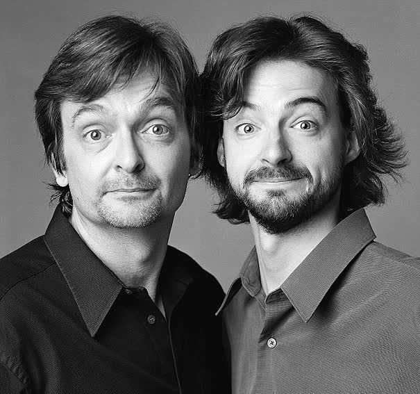 Nhiếp ảnh gia đi tìm 200 người xa lạ giống nhau như sinh đôi để chụp ảnh, kết quả vô cùng chấn động- Ảnh 16.