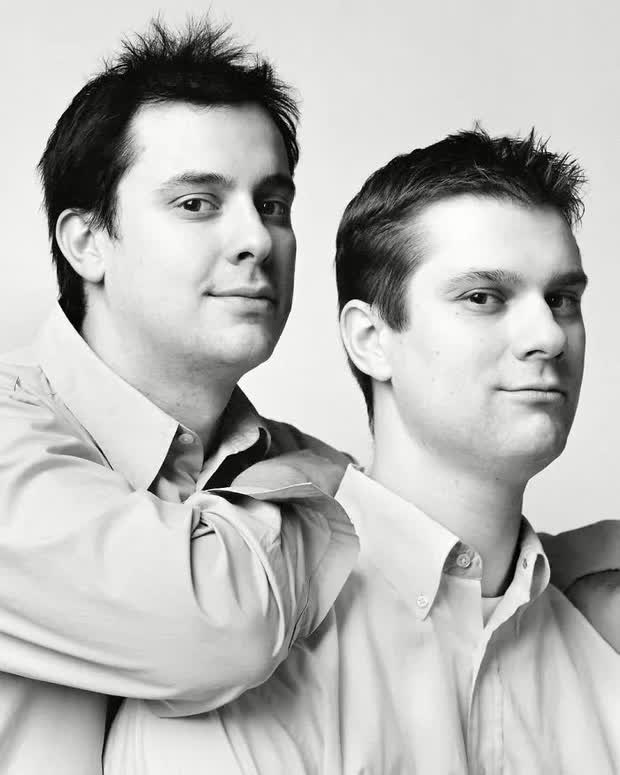 Nhiếp ảnh gia đi tìm 200 người xa lạ giống nhau như sinh đôi để chụp ảnh, kết quả vô cùng chấn động- Ảnh 21.