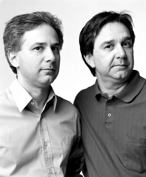 Nhiếp ảnh gia đi tìm 200 người xa lạ giống nhau như sinh đôi để chụp ảnh, kết quả vô cùng chấn động- Ảnh 10.