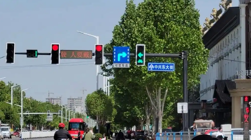 Nhà 2 người nhưng nhận hoá đơn điện hơn 148 triệu đồng/tháng, gọi thợ đến kiểm tra công tơ thì được thông báo: “Có dấu hiệu bị can thiệp”- Ảnh 2. Nhà 2 người nhưng nhận hoá đơn điện hơn 148 triệu đồng/tháng, gọi thợ đến kiểm tra công tơ thì được thông báo: “Có dấu hiệu bị can thiệp”- Ảnh 2.