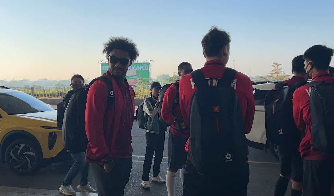 Xuân Son xuất hiện với giao diện cực ngầu, tuyển Việt Nam lên đường, sắp gieo sầu cho Malaysia?- Ảnh 1. Xuân Son xuất hiện với giao diện cực ngầu, tuyển Việt Nam lên đường, sắp gieo sầu cho Malaysia?- Ảnh 1.