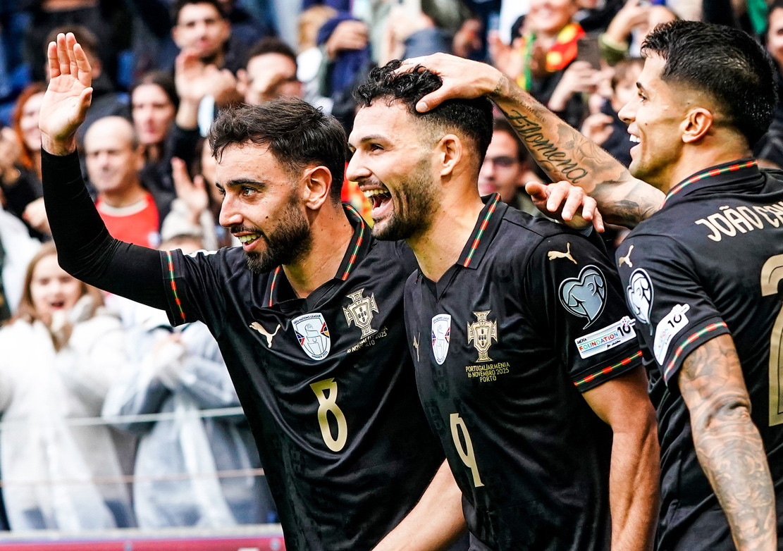 Vắng Ronaldo, Bồ Đào Nha đoạt vé dự VCK World Cup bằng tỷ số khó tin- Ảnh 1.
