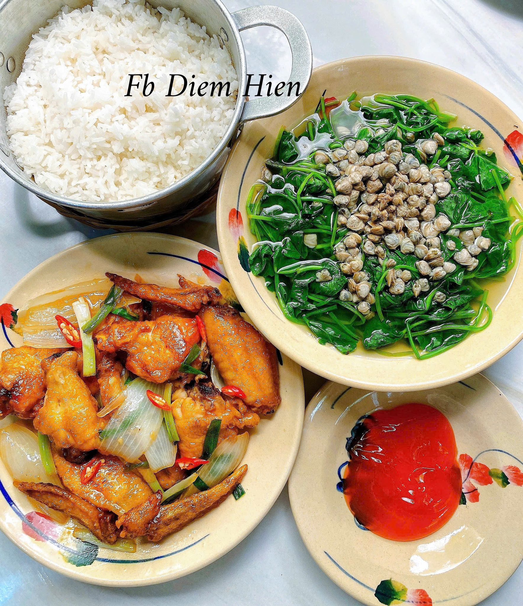 Seri "cơm nh&agrave; 2 m&oacute;n" của mom ở Bến Tre khuấy đảo MXH, nấu trong 30 ph&uacute;t m&agrave; m&oacute;n n&agrave;o cũng ngon như ở tiệm- Ảnh 14.