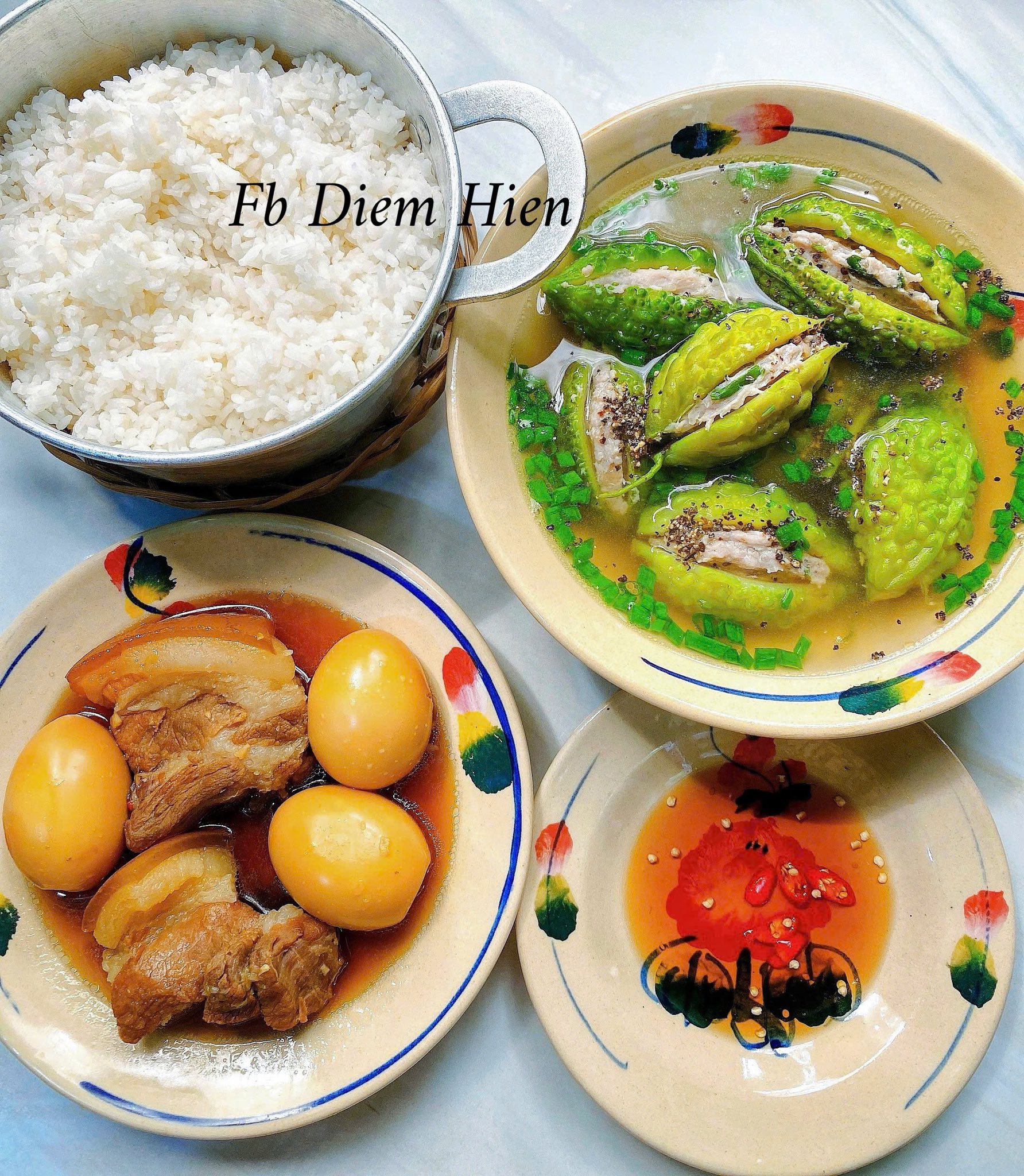 Seri "cơm nh&agrave; 2 m&oacute;n" của mom ở Bến Tre khuấy đảo MXH, nấu trong 30 ph&uacute;t m&agrave; m&oacute;n n&agrave;o cũng ngon như ở tiệm- Ảnh 12.