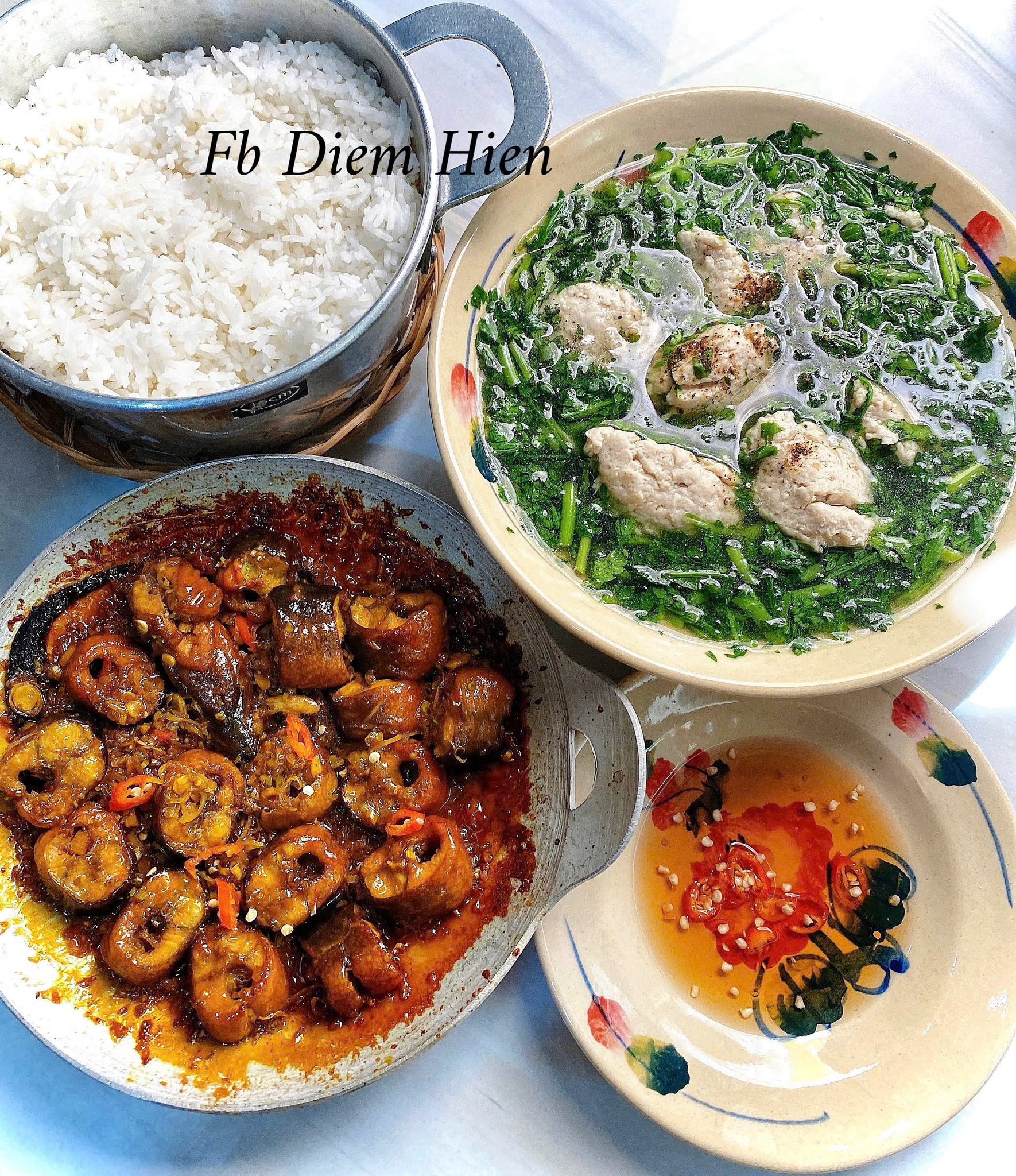 Seri "cơm nh&agrave; 2 m&oacute;n" của mom ở Bến Tre khuấy đảo MXH, nấu trong 30 ph&uacute;t m&agrave; m&oacute;n n&agrave;o cũng ngon như ở tiệm- Ảnh 19.