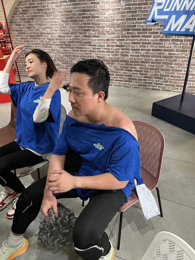 Chưa bao giờ thấy Trấn Thành tơi tả đến mức độ này- Ảnh 4. Chưa bao giờ thấy Trấn Thành tơi tả đến mức độ này- Ảnh 4.