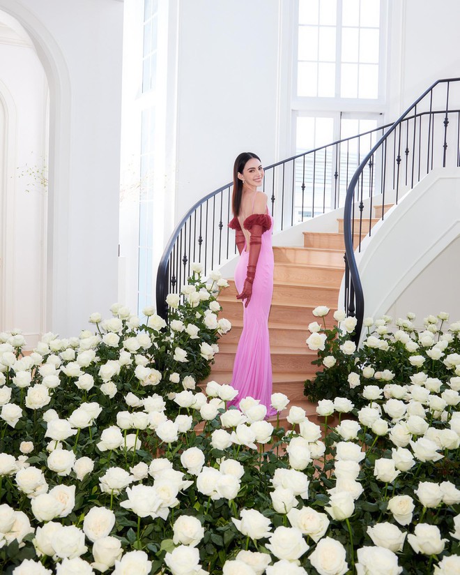 Bên trong biệt thự 8.000m2, gần 140 tỷ của ma nữ đẹp nhất Thái Lan Bên trong biệt thự 8.000m2, gần 140 tỷ của ma nữ đẹp nhất Thái Lan