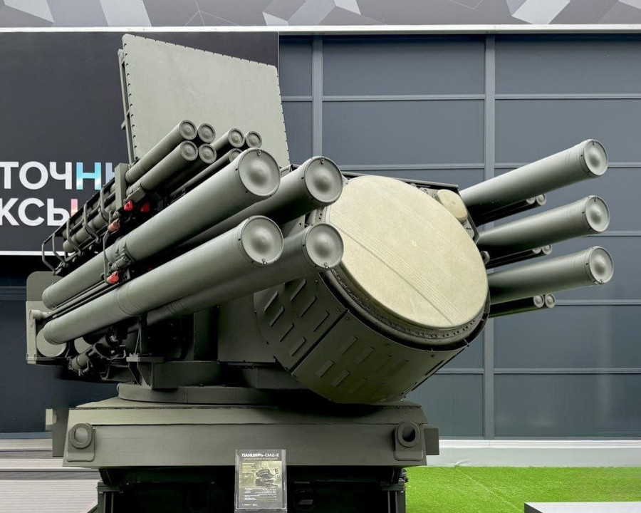 Hệ thống Pantsir-SMD-E g&acirc;y bất ngờ khi mang tới 48 t&ecirc;n lửa- Ảnh 2.
