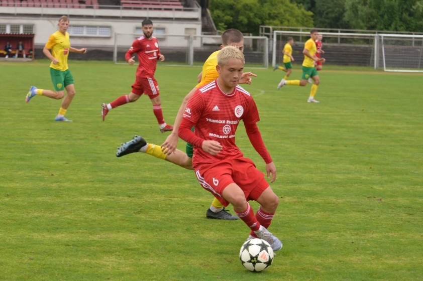 Vô duyên ở tuyển Việt Nam, sao Việt kiều liên tục tỏa sáng tại châu Âu- Ảnh 1. Vô duyên ở tuyển Việt Nam, sao Việt kiều liên tục tỏa sáng tại châu Âu- Ảnh 1.