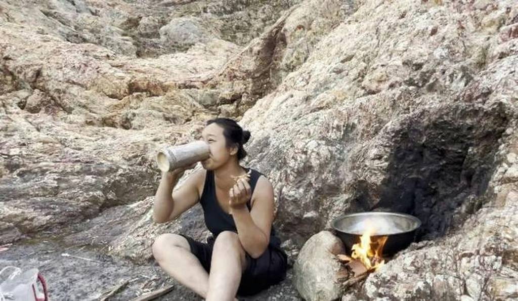 Cô gái 25 tuổi ăn 50 con chuột, giảm 14kg trong 35 ngày- Ảnh 4.