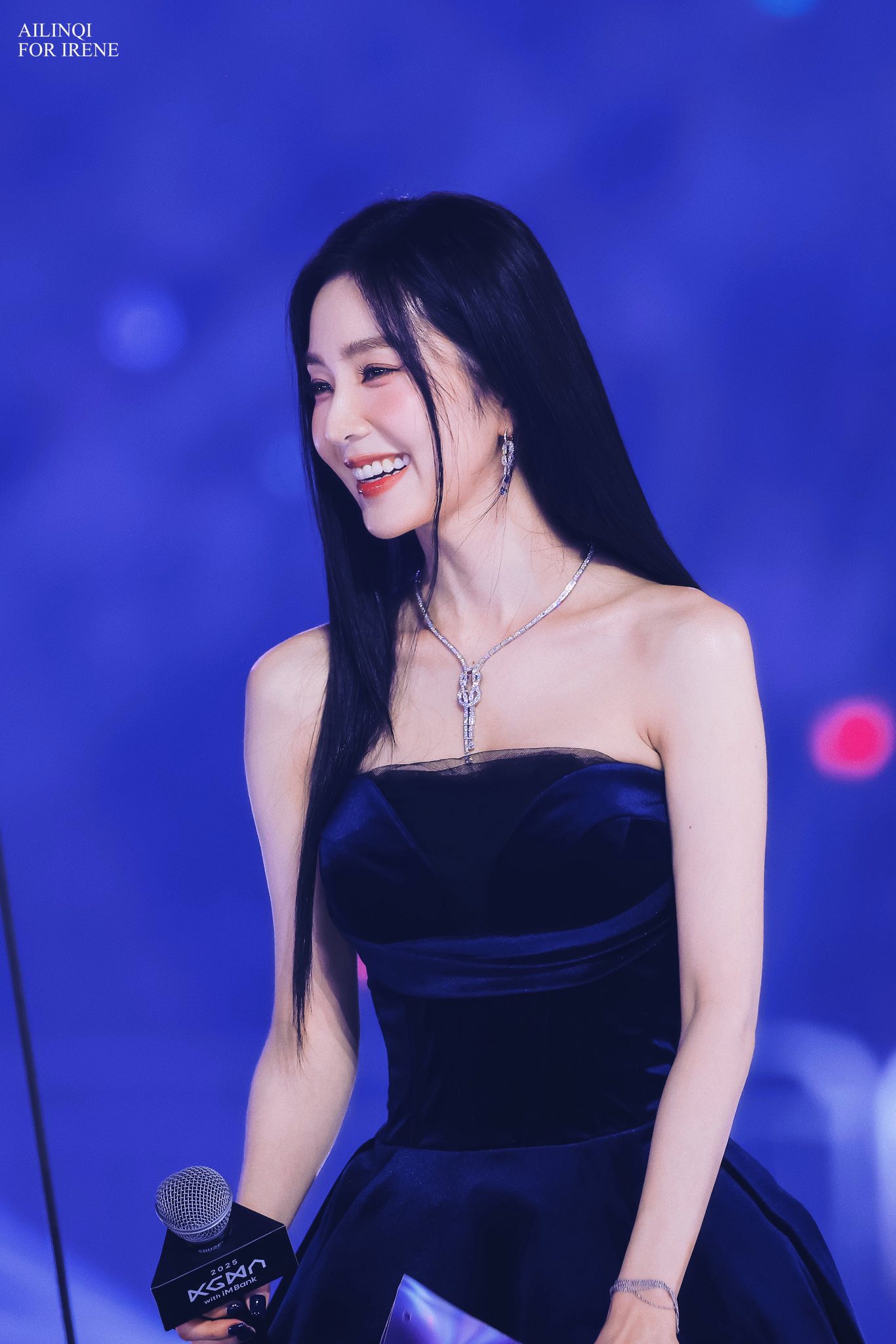 Đệ nhất mỹ nh&acirc;n đẹp đến mức 11 năm kh&ocirc;ng ai so&aacute;n ng&ocirc;i, bị tẩy chay rồi lại "quay xe" chỉ nhờ nhan sắc- Ảnh 12.