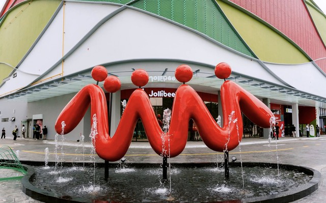 Trung tâm thương mại 20 triệu USD chính thức có mặt tại thành phố đáng sống nhất Việt Nam - Ảnh 2.