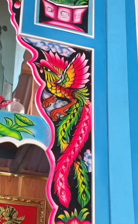 Nh&agrave; gỗ miền T&acirc;y: V&igrave; sao phải xanh ngắt, hoa văn rực rỡ mới ra đ&uacute;ng chất 