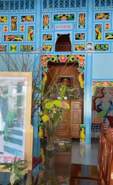 Nh&agrave; gỗ miền T&acirc;y: V&igrave; sao phải xanh ngắt, hoa văn rực rỡ mới ra đ&uacute;ng chất 