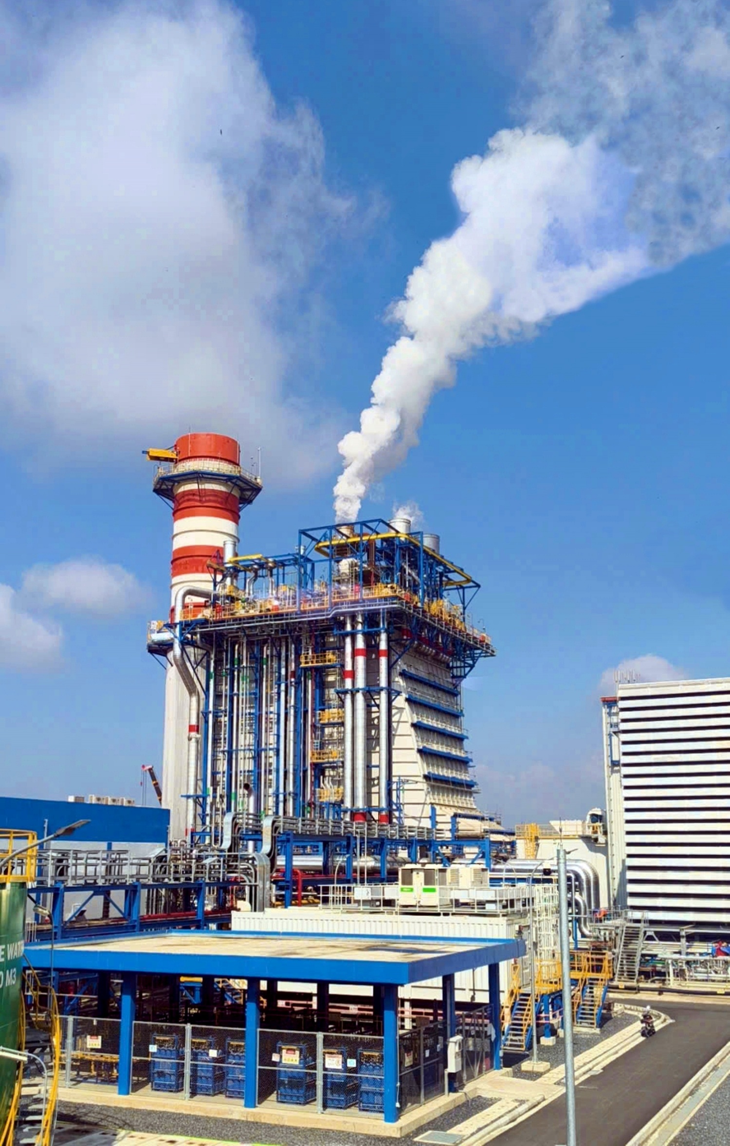 Đòn bẩy mới cho "siêu nhà máy tỷ đô" đầu tiên của Việt Nam sử dụng công nghệ turbine hiện đại nhất thế giới- Ảnh 3.