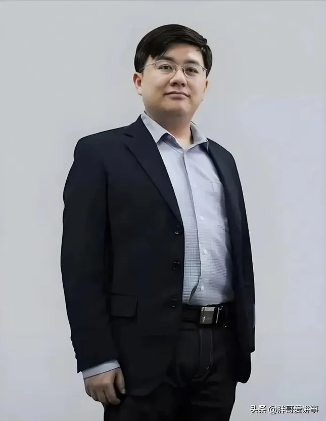 Cuộc sống khó tin sau 40 năm của nam diễn viên đóng Hồng Hài Nhi nổi tiếng nhất- Ảnh 3. Cuộc sống khó tin sau 40 năm của nam diễn viên đóng Hồng Hài Nhi nổi tiếng nhất- Ảnh 3.