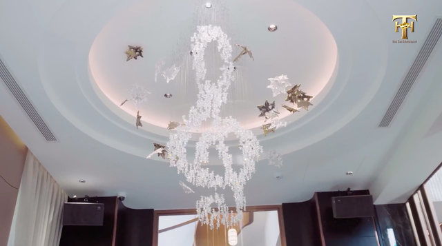 Thứ "độc nhất vô nhị" trong biệt thự 300 tỷ của Việt Hương ở TP.HCM- Ảnh 7.