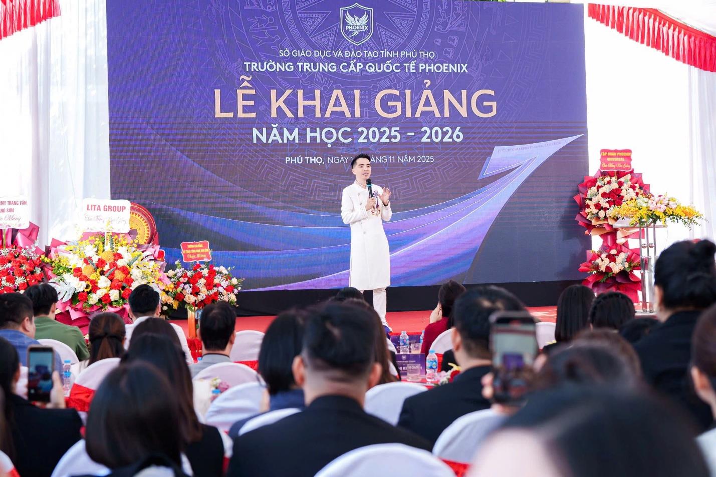 Trường Trung cấp Quốc tế Phoenix : Đ&agrave;o tạo chuy&ecirc;n biệt ng&agrave;nh thẩm mỹ - l&agrave;m đẹp- Ảnh 2.