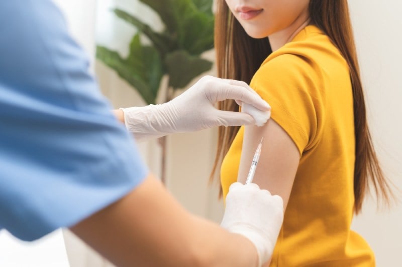 Chi tiết kế hoạch tiêm vaccine phế cầu, HPV ngừa ung thư miễn phí từ năm 2026: Ai sẽ được ưu tiên?- Ảnh 1.