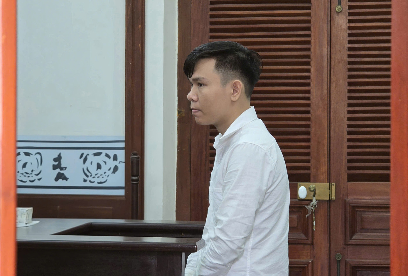 Đăng 53 clip &lsquo;n&oacute;ng&rsquo; l&ecirc;n mạng để g&acirc;y sức &eacute;p nối lại t&igrave;nh xưa với bạn g&aacute;i- Ảnh 1.