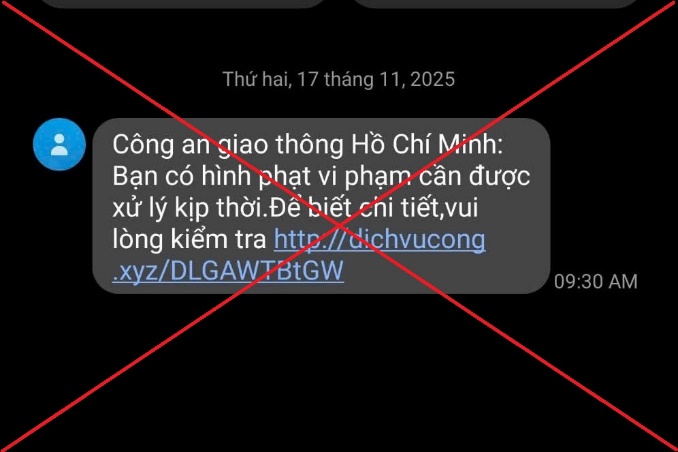 Công an Hà Nội cảnh báo nhận được kiểu tin nhắn này phải xóa ngay nếu không muốn mất tiền tài khoản- Ảnh 2.