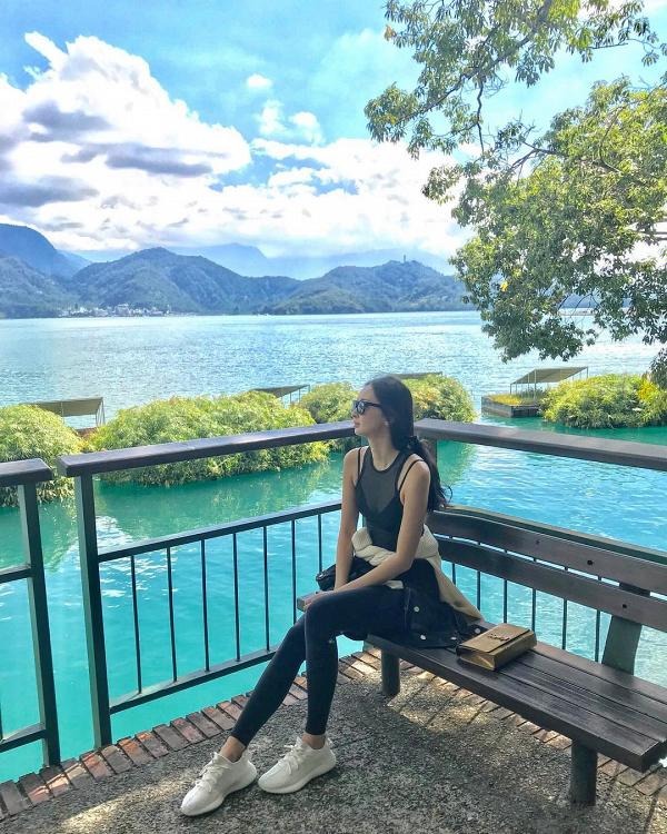 Một Hoa hậu bị thu hồi vương miện, cấm s&oacute;ng vĩnh viễn v&igrave; qu&aacute; gi&agrave;u v&agrave; lười biếng nhất showbiz- Ảnh 7.