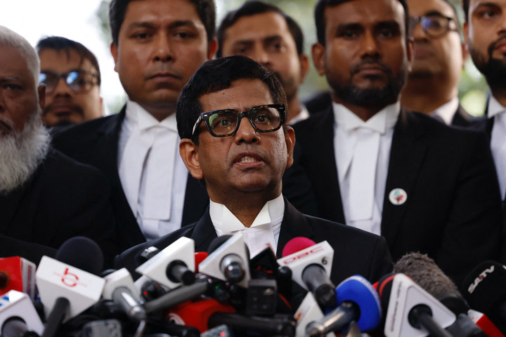 Cựu Thủ tướng Bangladesh Sheikh Hasina: Từ đỉnh cao quyền lực đến án tử hình vắng mặt- Ảnh 1.