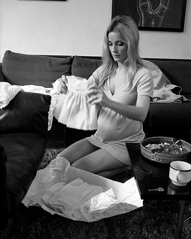 Lạnh người thảm án rúng động showbiz toàn cầu: Minh tinh đình đám bị sát hại khi mang thai 8 tháng, nghe lý do mà phẫn nộ- Ảnh 4.