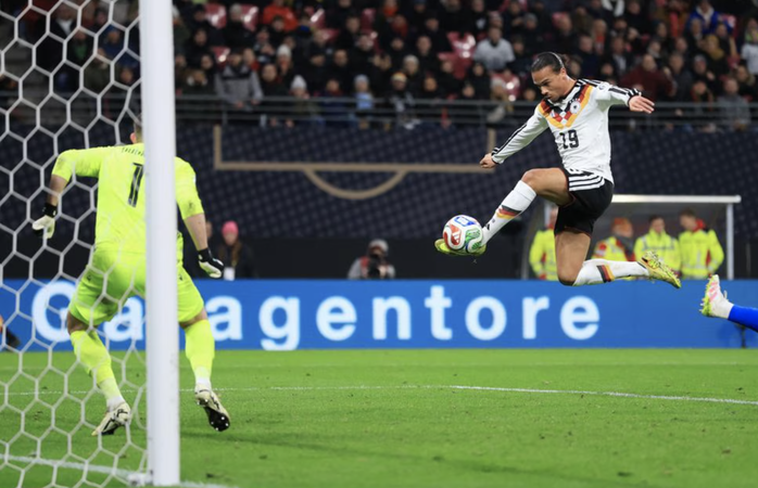 Tuyển Đức thắng nghiền ép Slovakia 6 bàn, định đoạt vé dự World Cup 2026 - Ảnh 4.