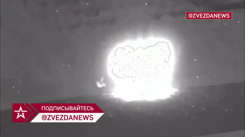 Khoảnh khắc Iskander-M ph&aacute; hủy bệ ph&oacute;ng Neptune v&agrave; xe ph&oacute;ng HIMARS- Ảnh 1.