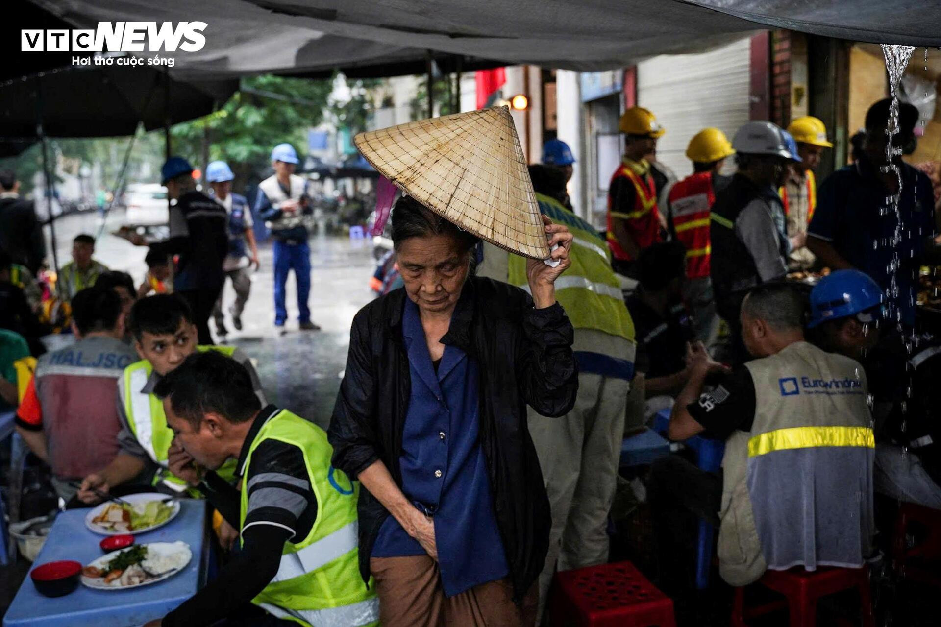 Nỗi trăn trở của 42 hộ dân sắp di dời khỏi khu vực Hồ Gươm- Ảnh 9.