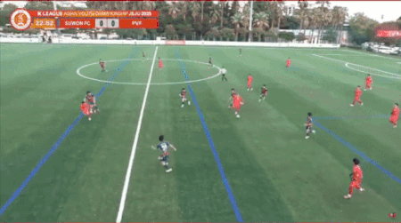 Ghi bàn đẹp mắt, đội bóng Việt Nam giành điểm trước đối thủ Hàn Quốc- Ảnh 1.