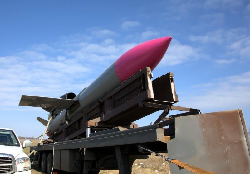 Pantsir-S lần đầu ti&ecirc;n ph&aacute; hủy t&ecirc;n lửa h&agrave;nh tr&igrave;nh FP-5 Flamingo- Ảnh 1.