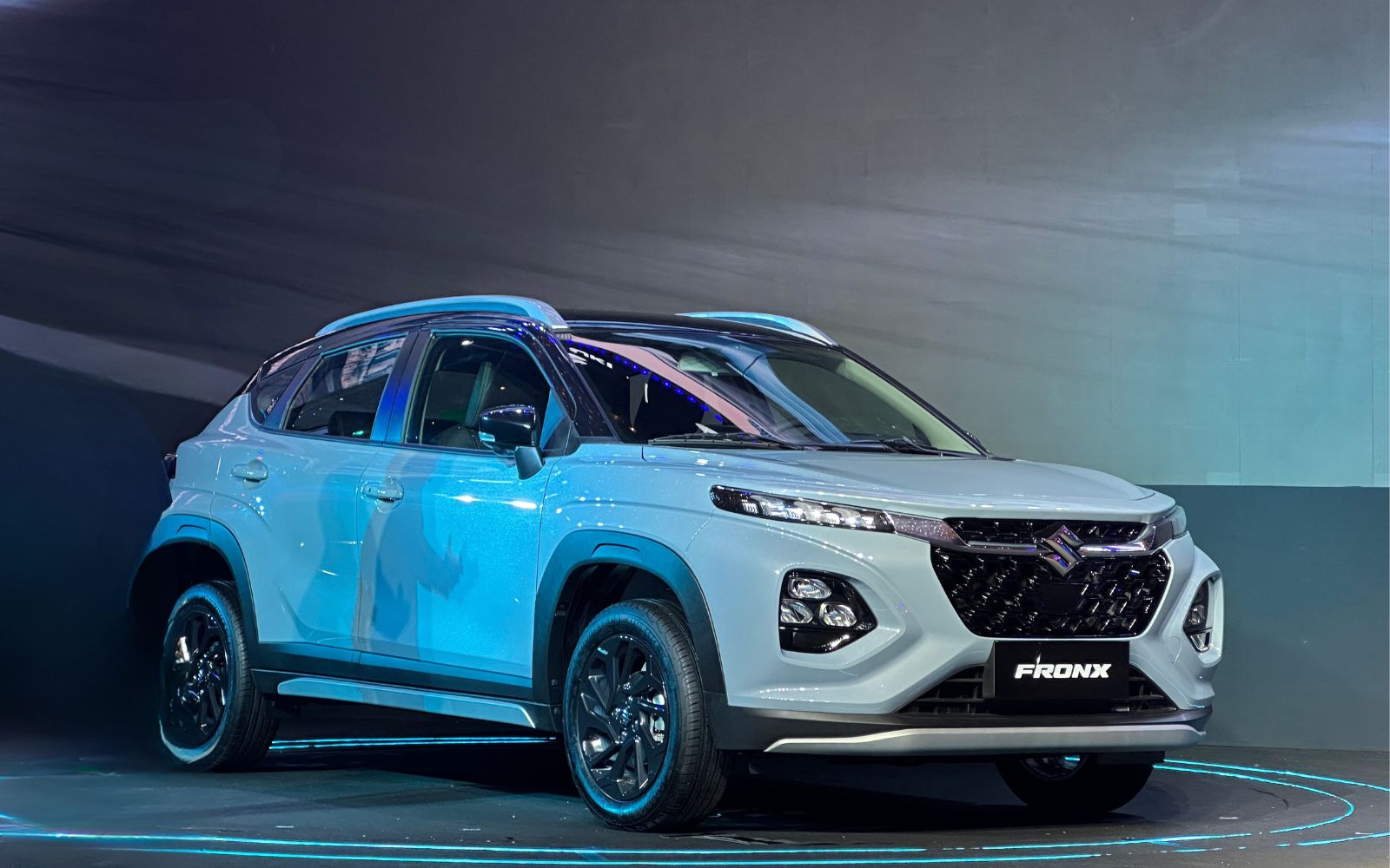 Suzuki Fronx mới ra mắt đã giảm tới 45 triệu đồng tại đại lý: Giá thực tế từ 505 triệu, ‘phả hơi nóng’ lên Raize, Sonet - Ảnh 3. Suzuki Fronx mới ra mắt đã giảm tới 45 triệu đồng tại đại lý: Giá thực tế từ 505 triệu, ‘phả hơi nóng’ lên Raize, Sonet - Ảnh 3.