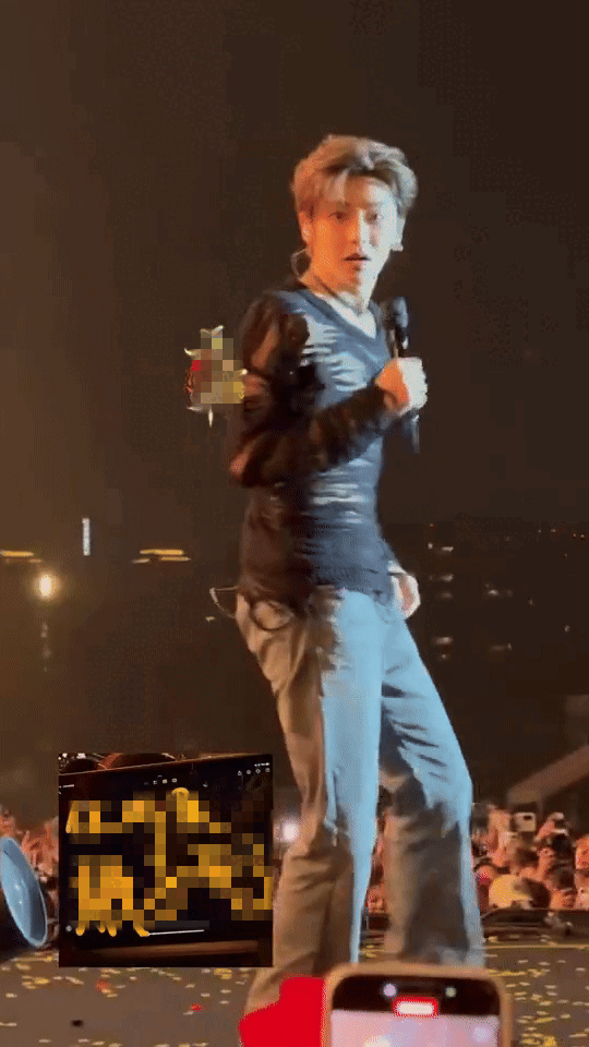 Mỹ nam cổ trang đẹp nhất cúi đầu hoảng loạn vì 1 câu nói của fan- Ảnh 2. Mỹ nam cổ trang đẹp nhất cúi đầu hoảng loạn vì 1 câu nói của fan- Ảnh 2.