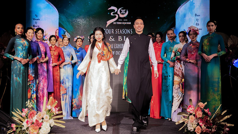 Màn xuất hiện đặc biệt của NTK Đỗ Trịnh Hoài Nam cùng 1 đạo diễn nữ- Ảnh 3.