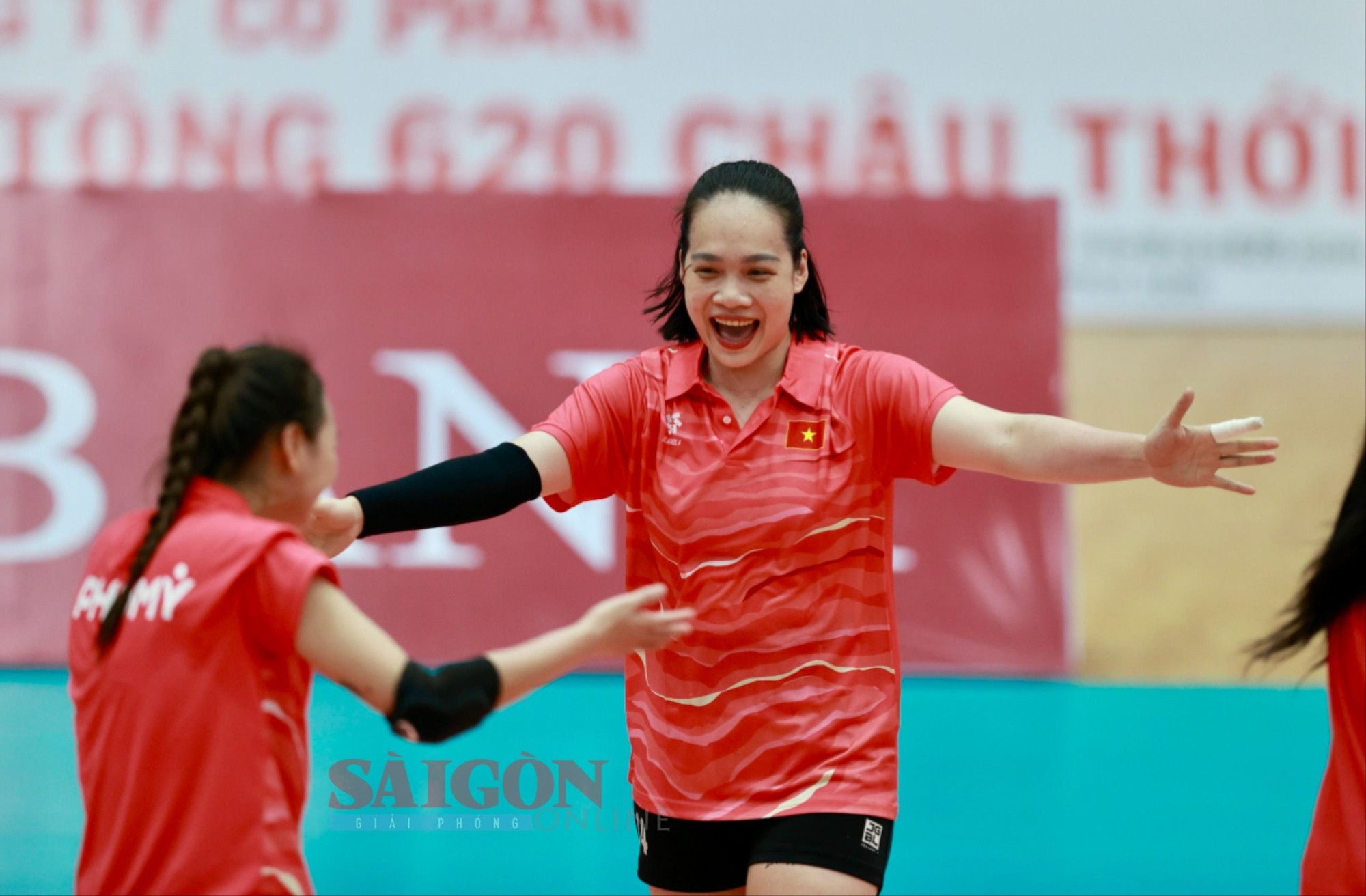 Đội tuyển bóng chuyền nữ Việt Nam hướng đến “giấc mơ vàng” SEA Games 33- Ảnh 11.