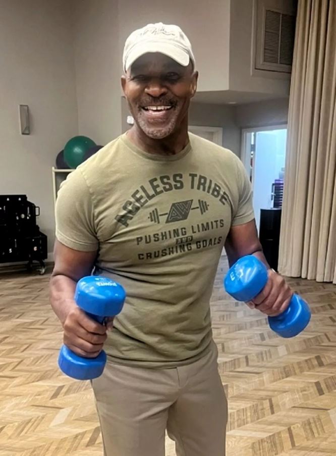 Người đàn ông 71 tuổi nhưng “khỏe như 20” nhờ ăn uống theo cùng một kế hoạch mỗi ngày- Ảnh 3.